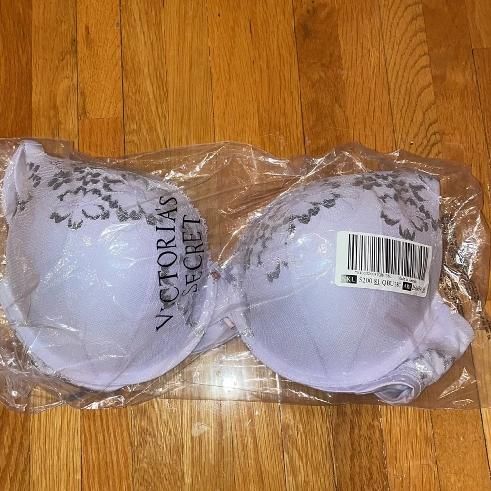 Victoria’s Secret Lace Push-Up Perfect Shape Bra - Picture 4 of 6